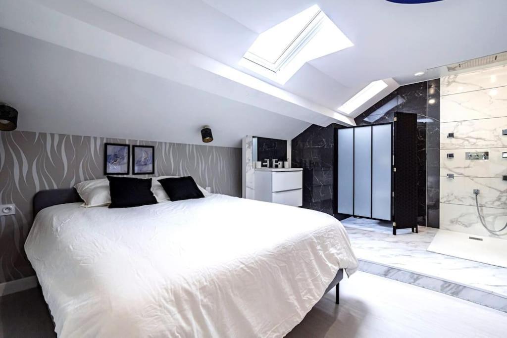 Apartment Loft Evasion Luxe Jacuzzi *